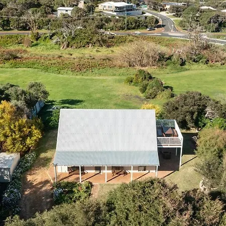 Ocean View Walk To The Beach & Surfers Point - Margaret River Properties Prevelly Exterior photo